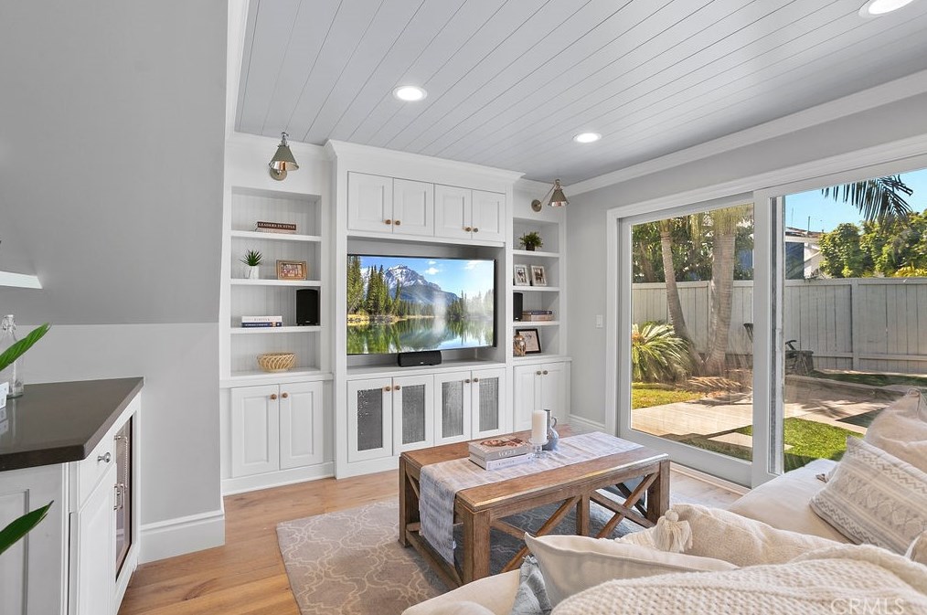 5 Salk, Irvine CA  92620-3383 exterior