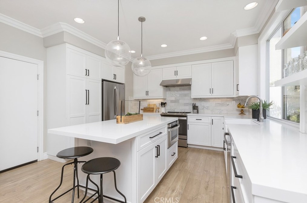 12 Sunny Slope, Trabuco Canyon CA  92688-5556 exterior