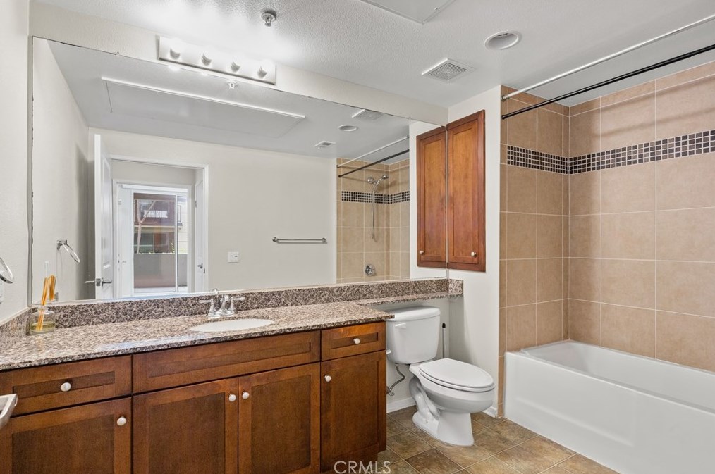 2170 Scholarship, Irvine CA  92612-5662 exterior