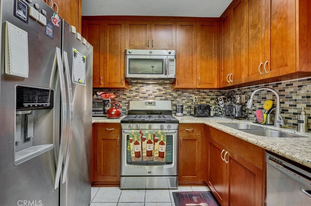 34 Leonado, Trabuco Canyon CA  92688-1645 exterior