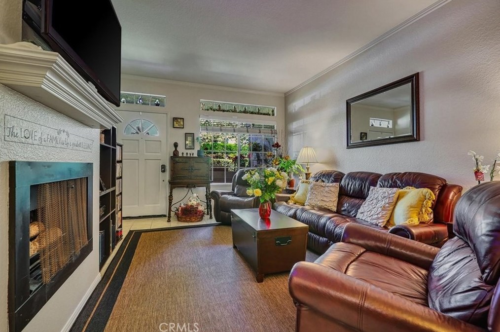 34 Leonado, Trabuco Canyon CA  92688-1645 exterior