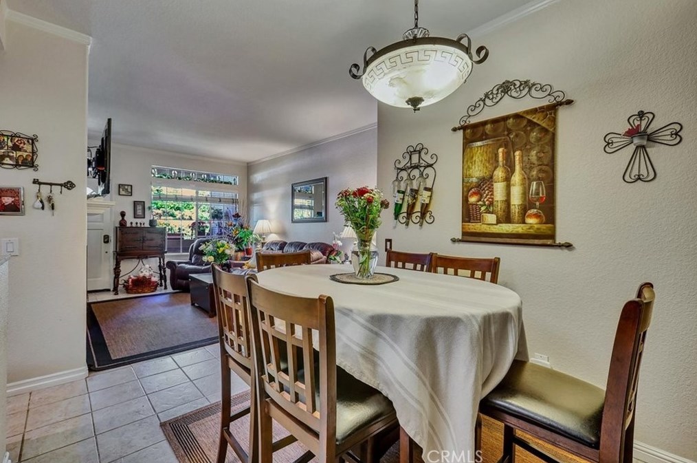 34 Leonado, Trabuco Canyon CA  92688-1645 exterior