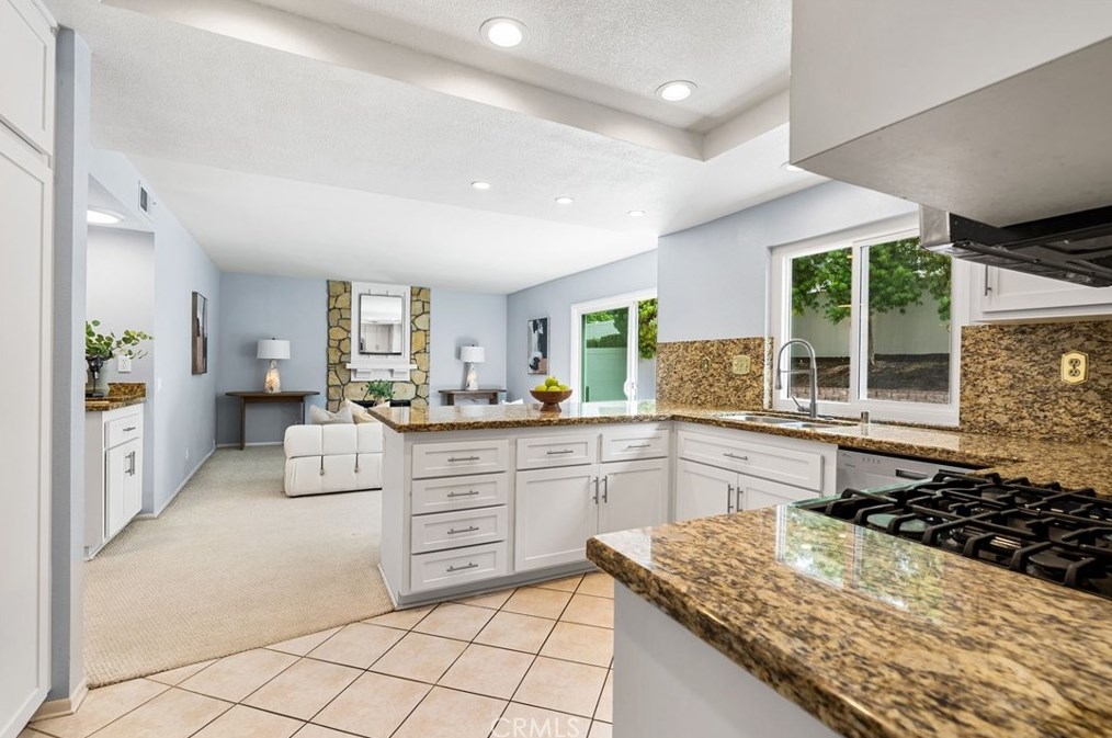 19 Grant, Irvine CA  92620-3353 exterior