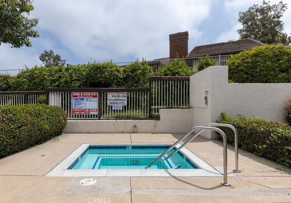 1201 Diamond Bar Blvd, Pomona CA  91765-1151 exterior