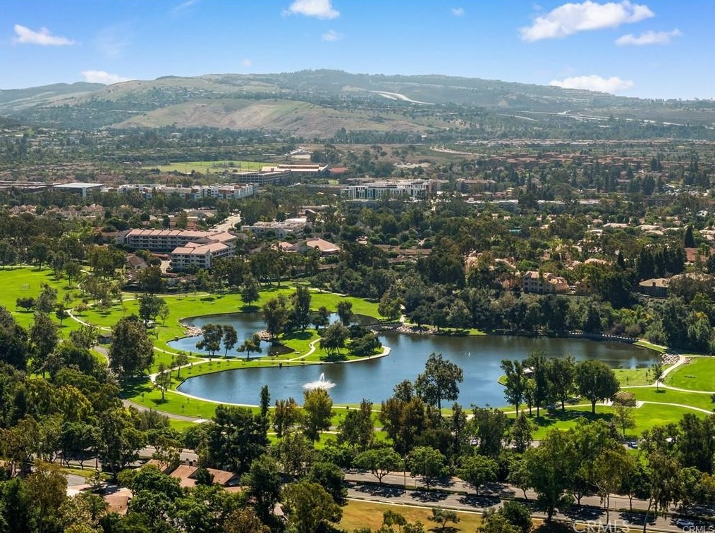 38 Arboles, Irvine CA  92612-2626 exterior
