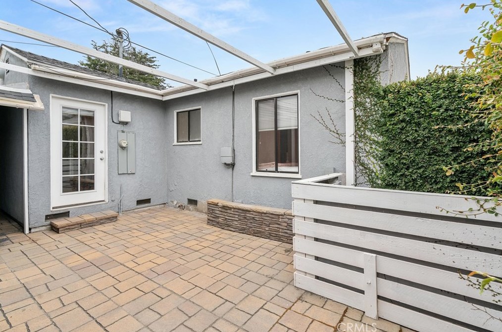 5409 Keynote St, Long Beach CA  90808-2568 exterior