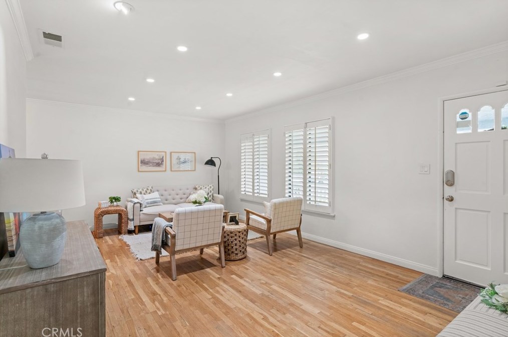 5409 Keynote St, Long Beach CA  90808-2568 exterior