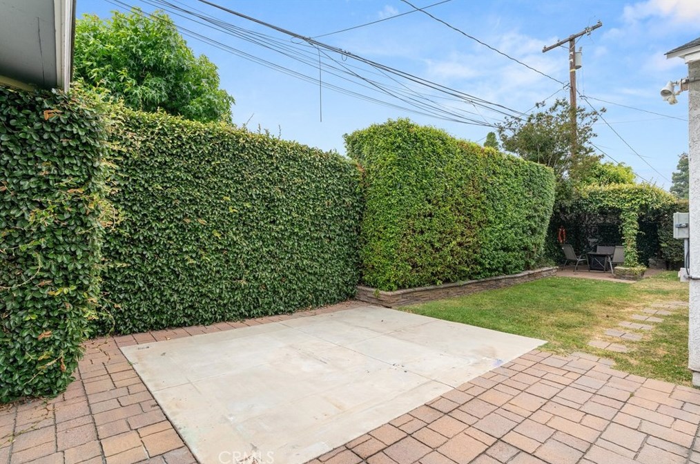 5409 Keynote St, Long Beach CA  90808-2568 exterior