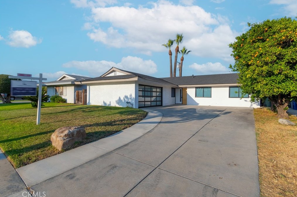 1330 Bender Ave, Covina CA  91724-1007 exterior