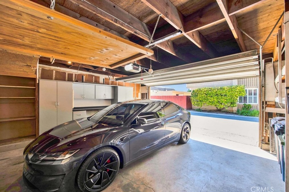 18126 Muir Woods Ct, Santa Ana CA  92708-5937 exterior