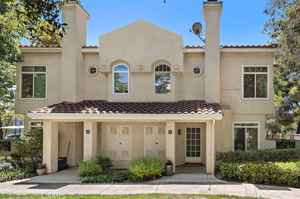 201 Cinnamon Teal, Laguna Beach CA  92656-1803 exterior