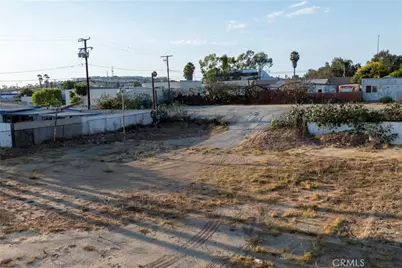 3527 Pacific Coast Hwy, Signal Hill, CA 90755 - Photo 13