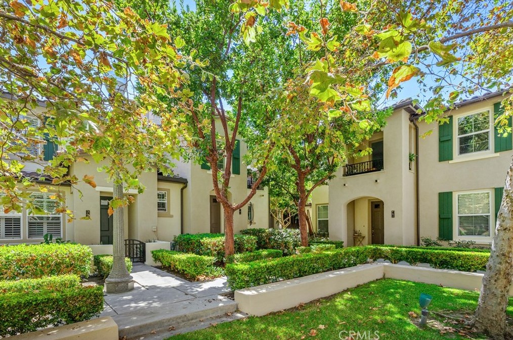 48 Dovetail, Irvine CA  92603-4202 exterior