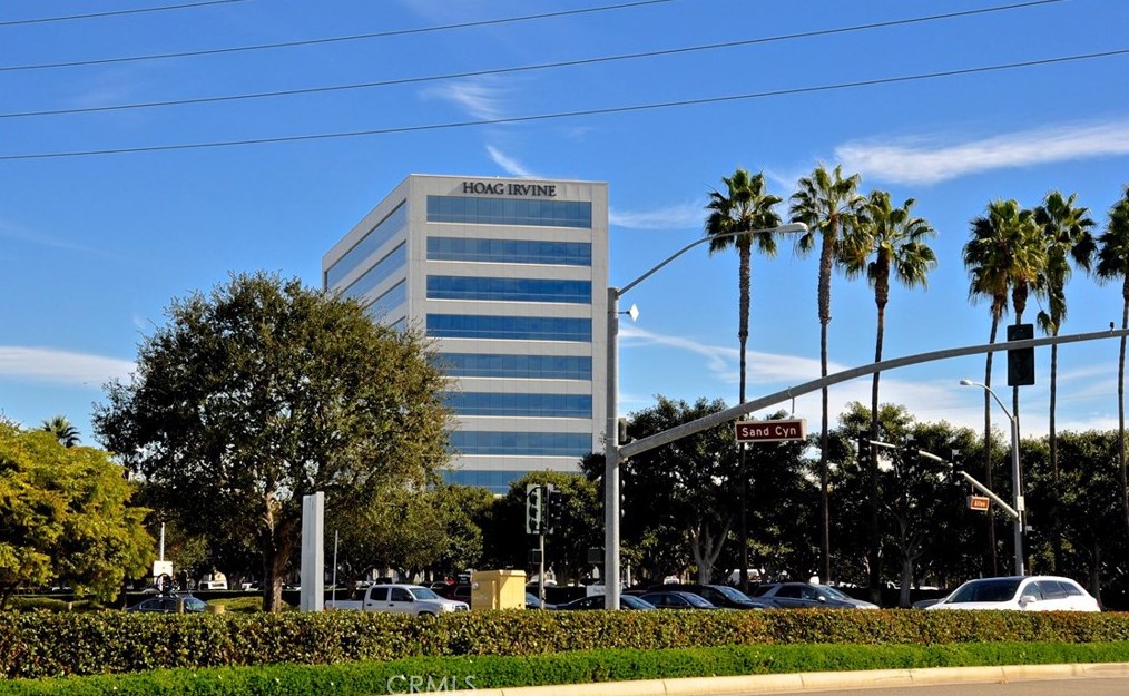 48 Dovetail, Irvine CA  92603-4202 exterior