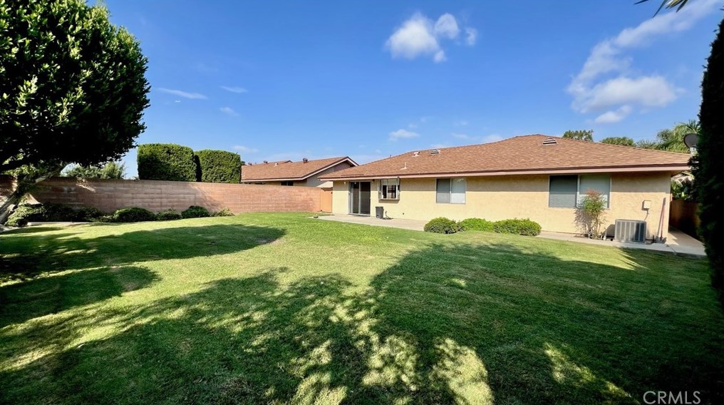 16829 Chicago, Bellflower CA 90706-5024 exterior