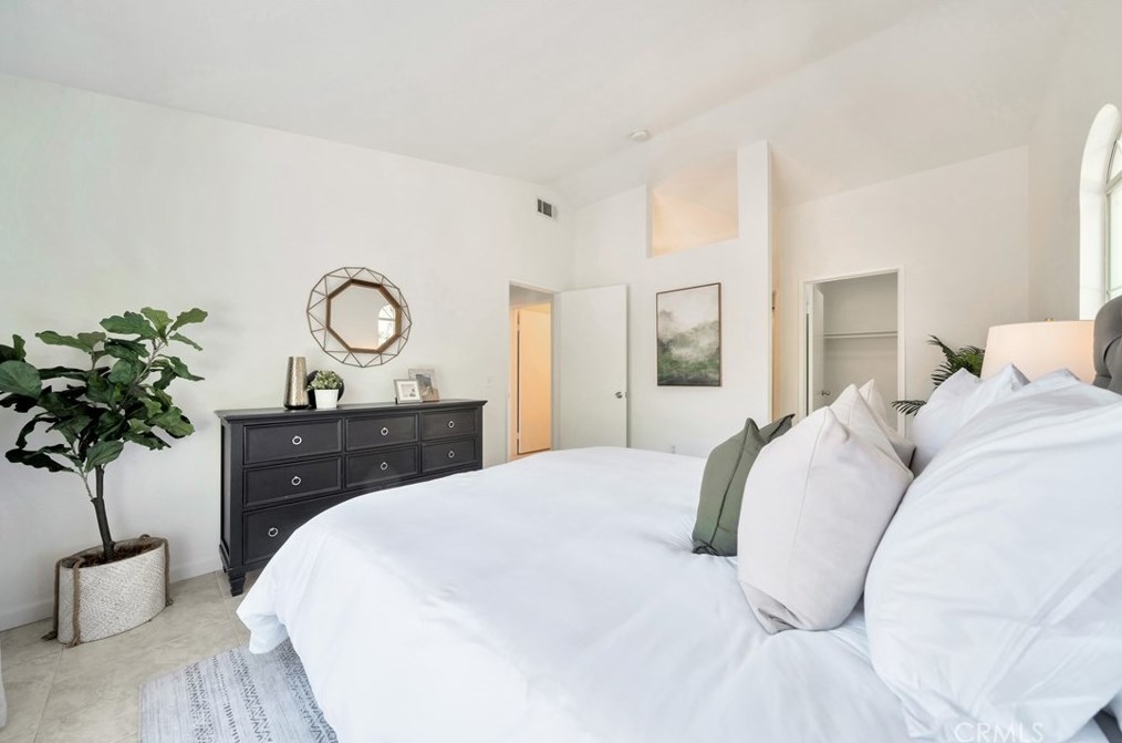 149 Chaumont Cir, El Toro CA  92610-2354 exterior