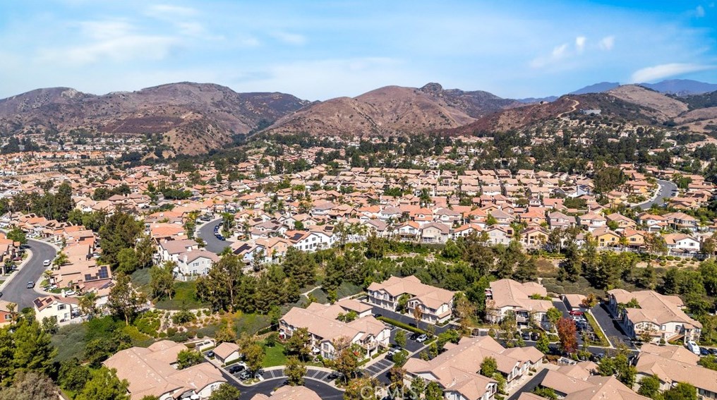 149 Chaumont Cir, El Toro CA  92610-2354 exterior