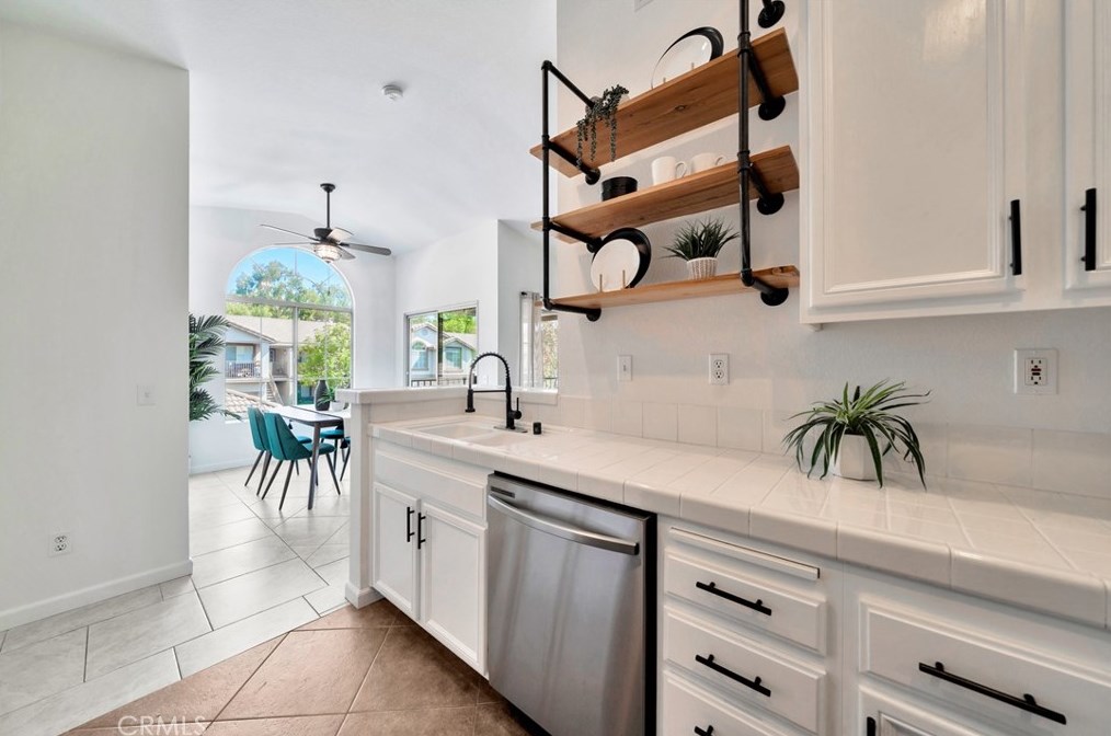 149 Chaumont Cir, El Toro CA  92610-2354 exterior