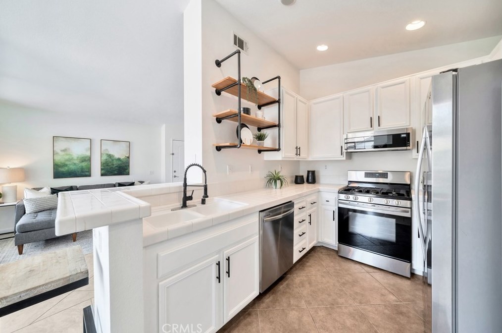 149 Chaumont Cir, El Toro CA  92610-2354 exterior