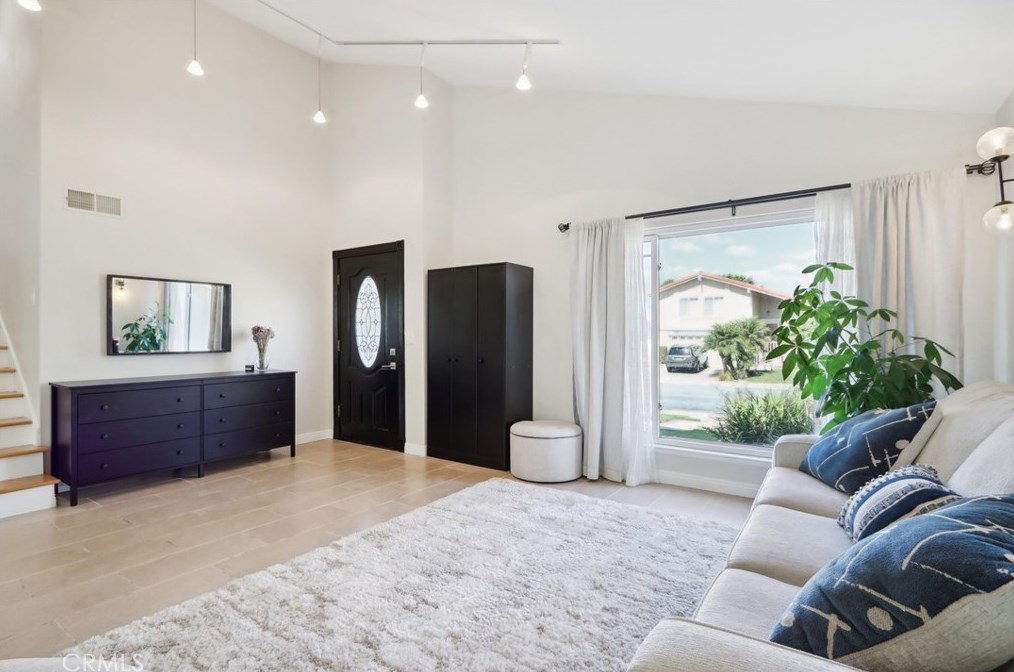 3552 Sego St, Irvine CA 92606-2624 exterior