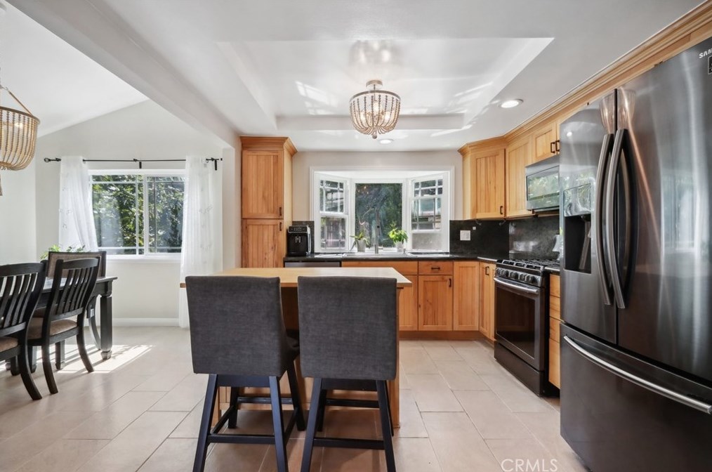 3552 Sego St, Irvine CA 92606-2624 exterior