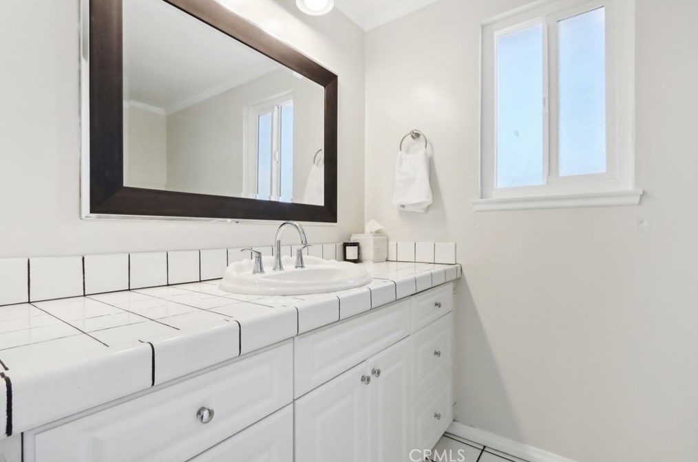 3552 Sego St, Irvine CA 92606-2624 exterior