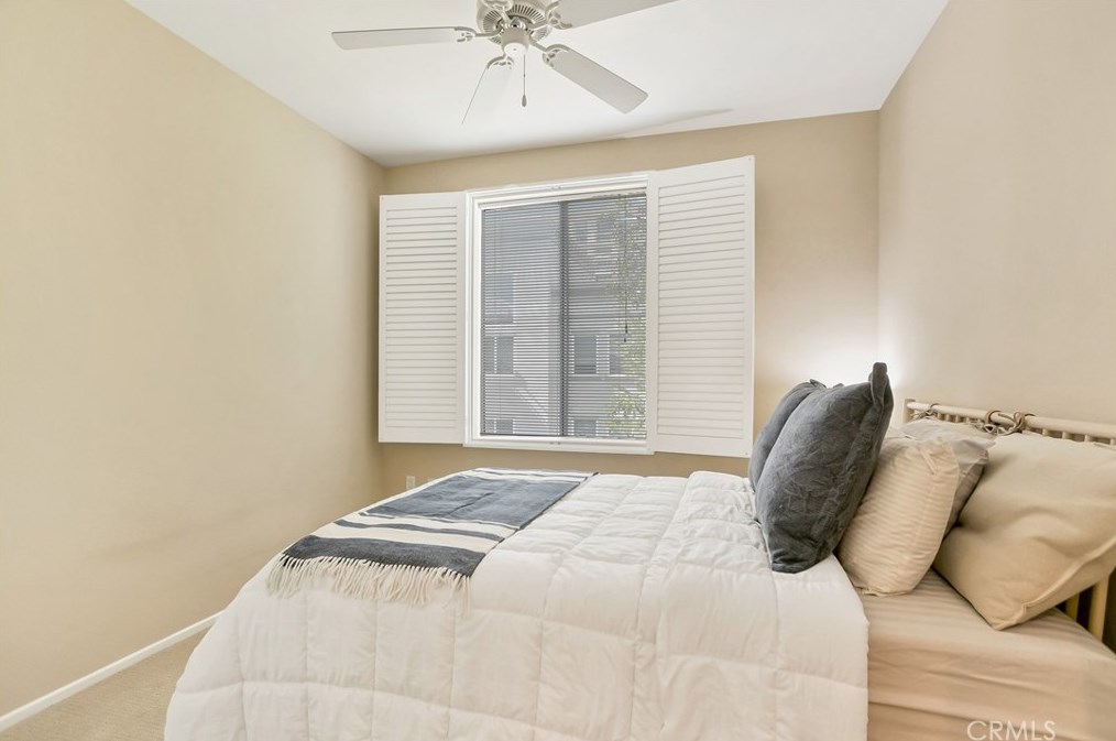 2212 Watermarke Pl, Irvine CA  92612-7686 exterior