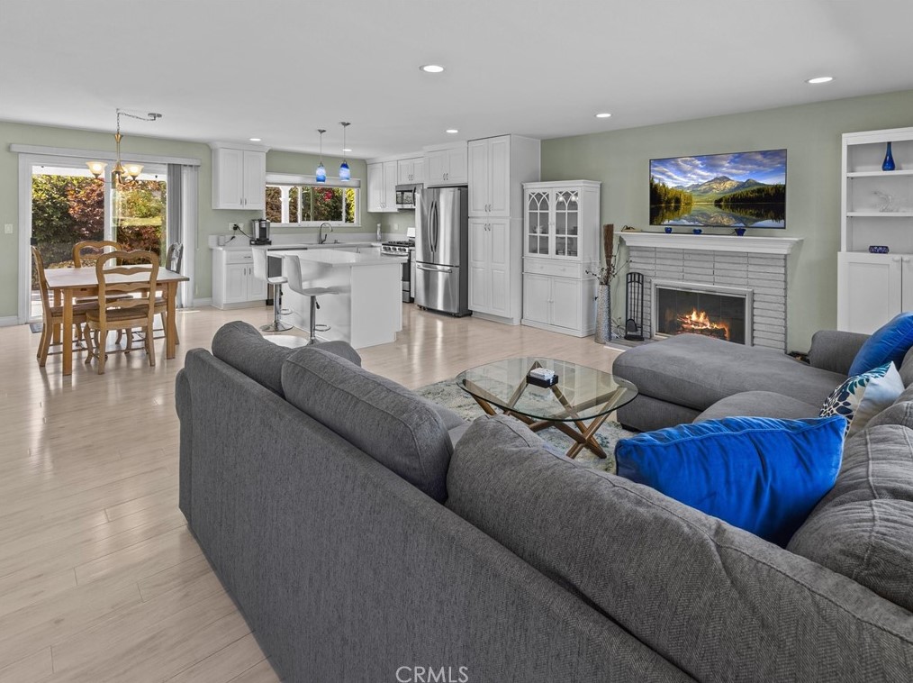 15971 Pilgrim Cir, Huntington Beach, CA 92647
