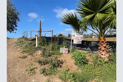 2205 Bautista Avenue, Vista, CA 92084 - Photo 3