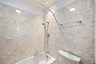 213 Springview, Irvine, CA 92620 - Photo 17