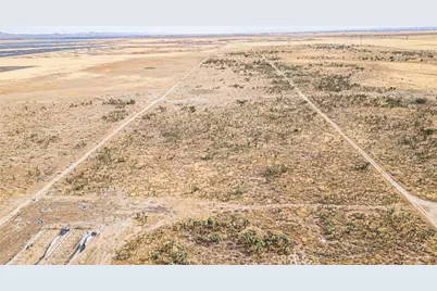 15500 W B-8 Avenue, Fairmont, CA 93536 - Photo 7