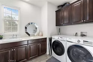 18812 Desmond Ln, Huntington Beach, CA 92648 - Photo 23