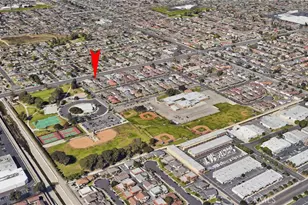 16722 Goldenwest St, Huntington Beach, CA 92647 - Photo 51