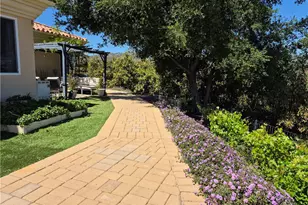 37305 Calle De Lobo, Murrieta, CA 92562 - Photo 43