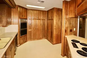 2121 Lake Side Dr, La Habra, CA 90631 - Photo 35