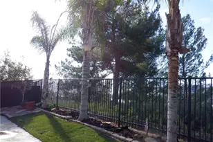 28348 Millbrook Pl, Castaic, CA 91384 - Photo 17