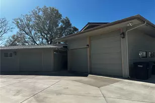 300 Anderson Dr, Hemet, CA 92544 - Photo 5