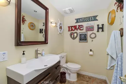 300 Anderson Drive, Hemet, CA 92544 - Photo 29