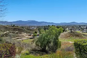 300 Anderson Dr, Hemet, CA 92544 - Photo 39