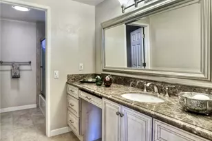 2 Drakes Bay Dr, Corona del Mar, CA 92625 - Photo 21