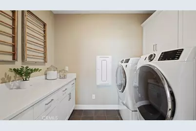 29635 Corte Ballenas, Valencia, CA 91354 - Photo 31