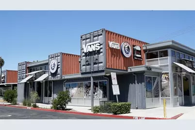 18723 Chapel Lane, Huntington Beach, CA 92646 - Photo 57