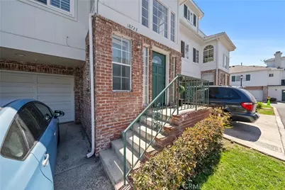 18723 Chapel Lane, Huntington Beach, CA 92646 - Photo 7