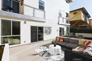 1245 N New Hampshire Ave, Los Angeles, CA 90029 - Photo 13