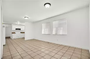 125 W Tichenor St, Compton, CA 90220 - Photo 3