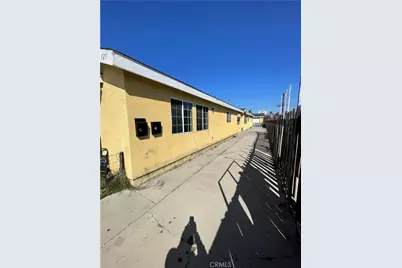 125 W Tichenor Street, Compton, CA 90220 - Photo 25