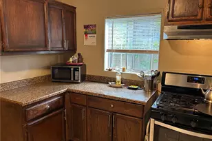 1214 E St, Corona, CA 92882 - Photo 13