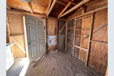 2674 Chapton Lane, Landers, CA 92285 - Photo 15