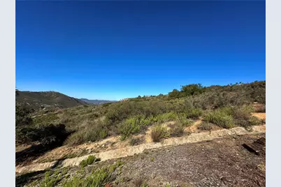 2005 Corte Asoleado, Alpine, CA 91901 - Photo 5