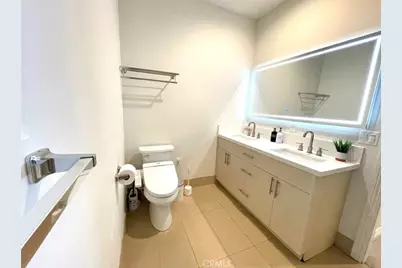 1598 Long Beach Blvd #412, Long Beach, CA 90813 - Photo 19